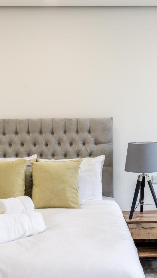 Refurbished Studio Next To The Royal Mile Apartment Edinburgh Bagian luar foto