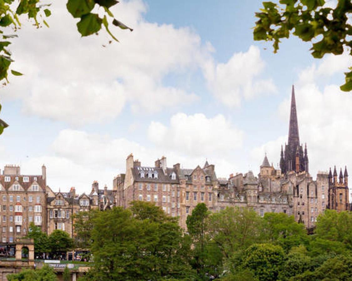 Refurbished Studio Next To The Royal Mile Apartment Edinburgh Bagian luar foto